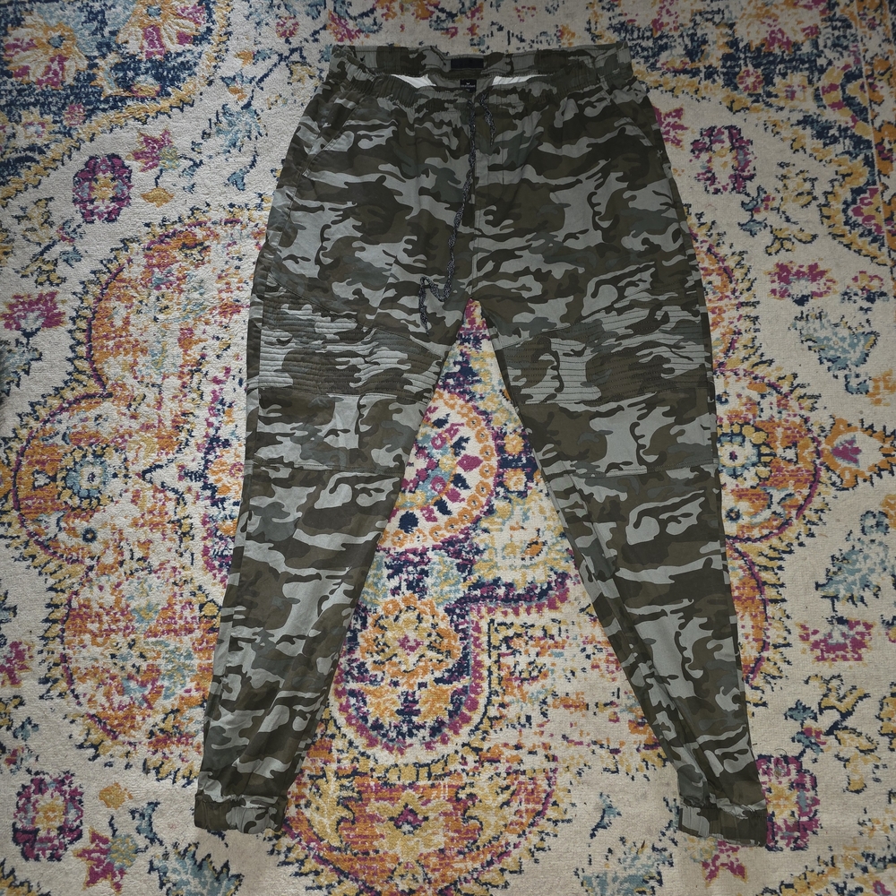 Men's Camouflage Cargo Pants